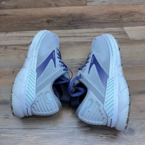 Brooks Adrenaline GTS 22 women size 7.5B Supportive Running sneaker - Picture 5 of 9